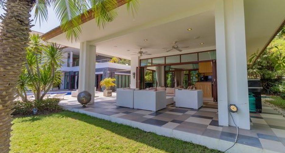For sale 5 bedrooms villa in Hua Hin, Prachuap Khiri Khan