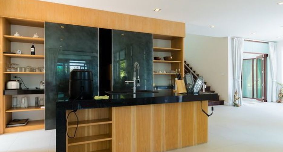 For sale 5 bedrooms villa in Hua Hin, Prachuap Khiri Khan