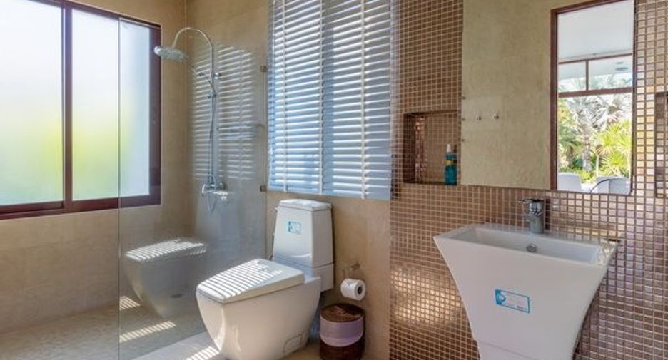 For sale 5 bedrooms villa in Hua Hin, Prachuap Khiri Khan