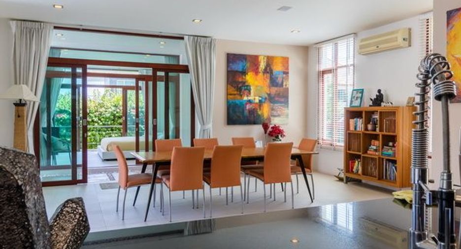 For sale 5 bedrooms villa in Hua Hin, Prachuap Khiri Khan