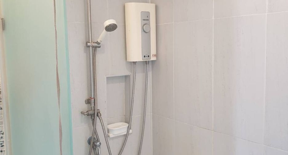 For sale 4 bedrooms retail Space in Mueang Phuket, Phuket