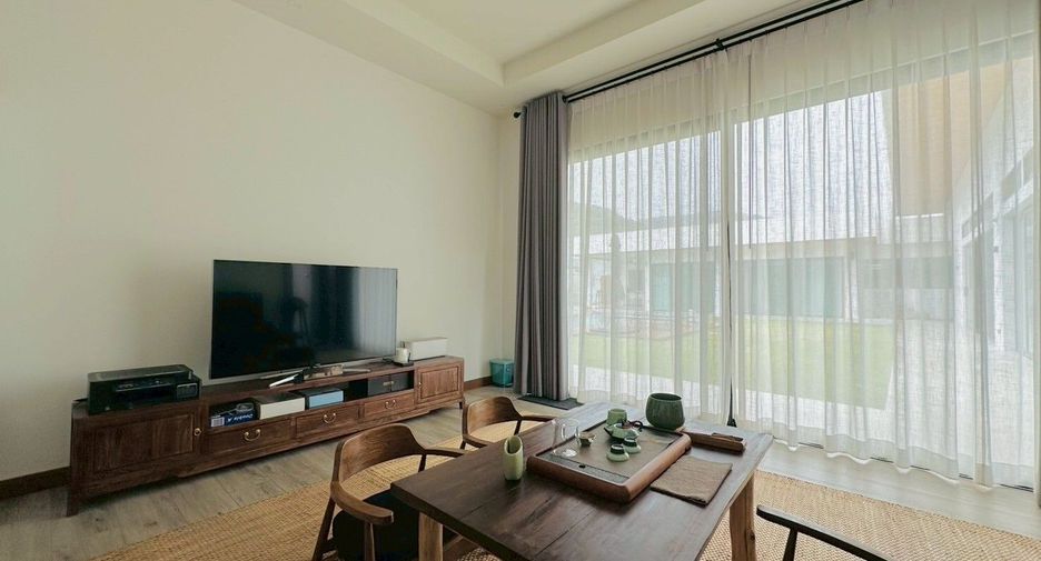 For sale 5 bedrooms villa in Hua Hin, Prachuap Khiri Khan