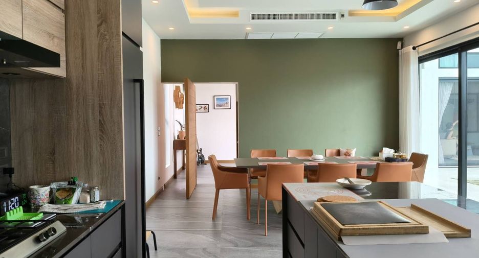For sale 5 bedrooms villa in Hua Hin, Prachuap Khiri Khan