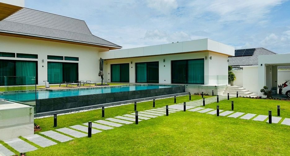For sale 5 bedrooms villa in Hua Hin, Prachuap Khiri Khan