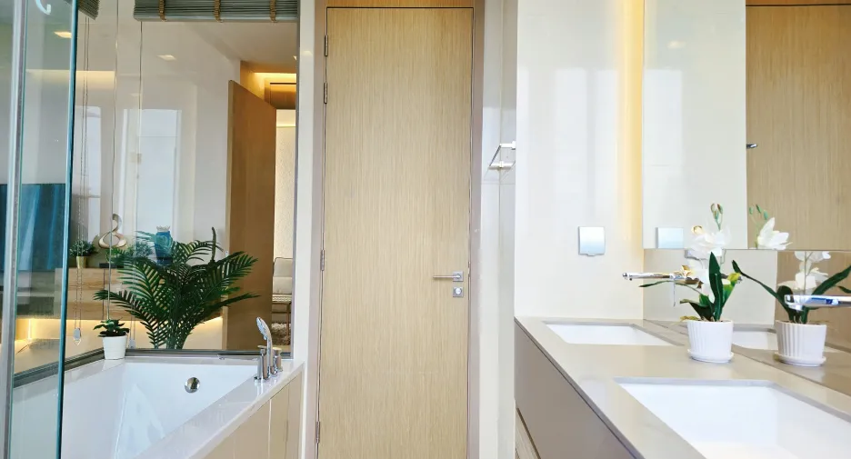 For sale and for rent 2 bedrooms condo in Watthana, Bangkok