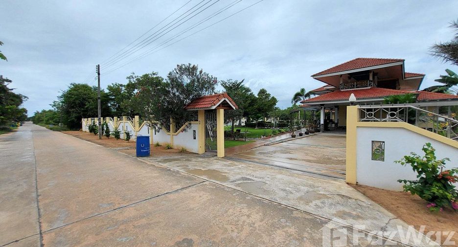 Villa zum Kauf mit 5 Zimmer in Thap Sakae, Prachuap Khiri Khan