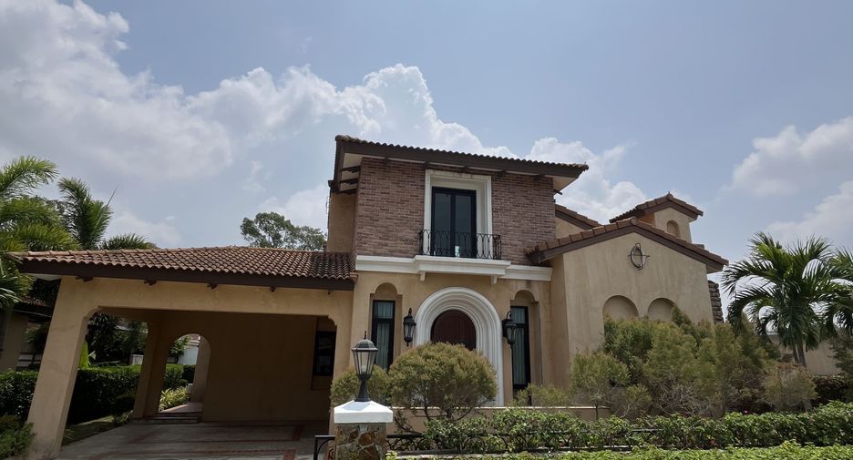 Villa zur Miete mit 3 Zimmer in Sattahip, Chonburi