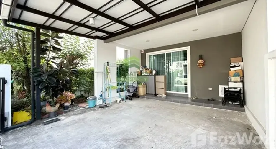 For sale 3 bedrooms townhouse in Mueang Pathum Thani, Pathum Thani