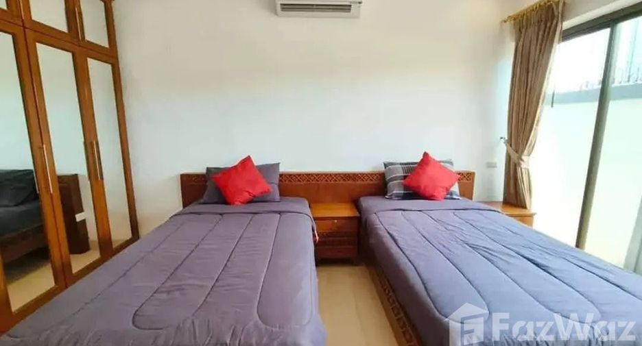 Casa en alquiler de 4 habitaciones en Bang Lamung, Chonburi