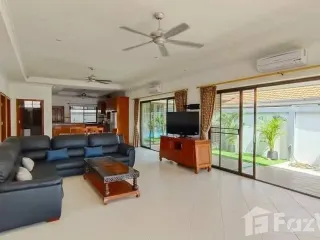 À louer 4 chambres maison à Bang Lamung, Chonburi