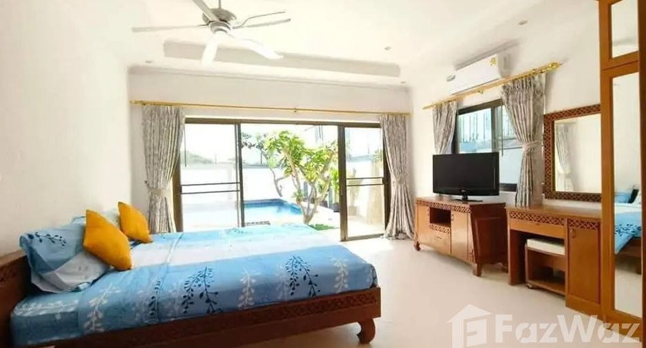 Casa en alquiler de 4 habitaciones en Bang Lamung, Chonburi