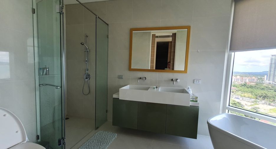 Condo en alquiler de 3 habitaciones en Bang Lamung, Chonburi