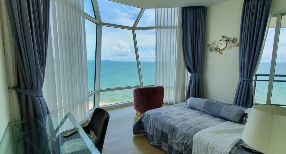 Condo en alquiler de 3 habitaciones en Bang Lamung, Chonburi