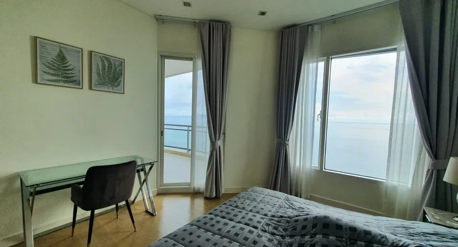Condo en alquiler de 3 habitaciones en Bang Lamung, Chonburi