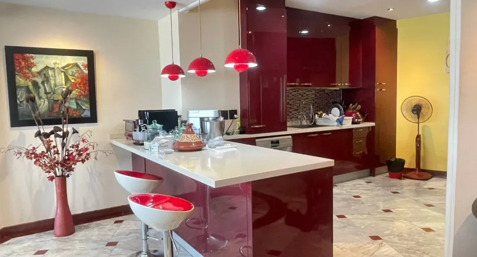 Продажа 3 спальни кондо в Mueang Chon Buri, Чонбури