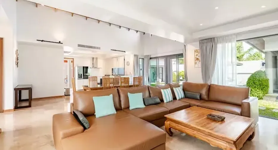 For rent 4 bedrooms villa in Thalang, Phuket