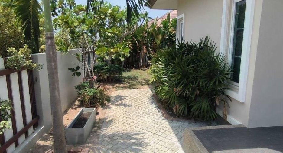 For rent 3 bedrooms house in Pran Buri, Prachuap Khiri Khan