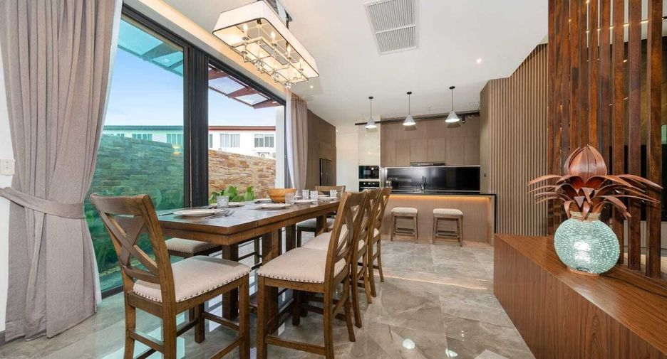 For sale 4 bedrooms villa in Thalang, Phuket