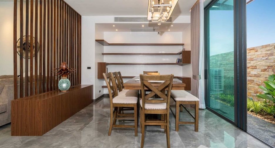 For sale 4 bedrooms villa in Thalang, Phuket