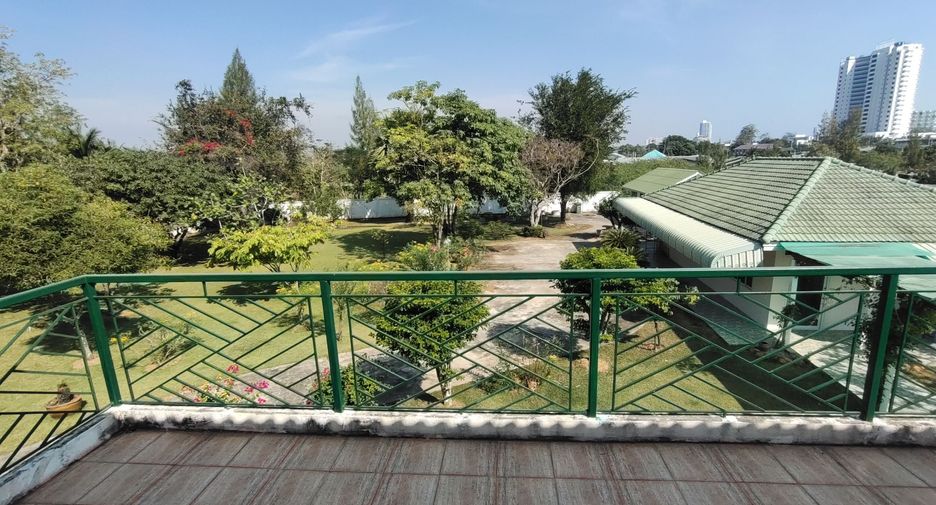 For sale 6 bedrooms house in Cha Am, Phetchaburi
