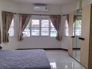 À louer 3 chambres maison à Bang Lamung, Chonburi