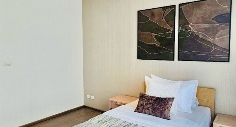For sale 2 bedrooms condo in Khlong Toei, Bangkok
