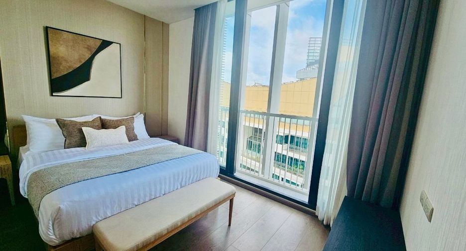 For sale 2 bedrooms condo in Khlong Toei, Bangkok