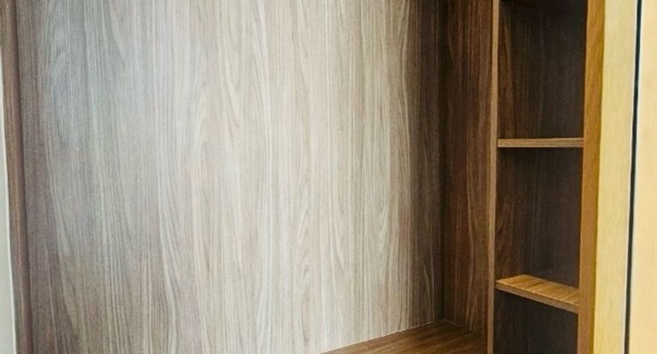 For sale 2 bedrooms condo in Khlong Toei, Bangkok