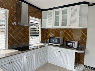 Haus zur Miete mit 3 Zimmer in Mueang Phuket, Phuket