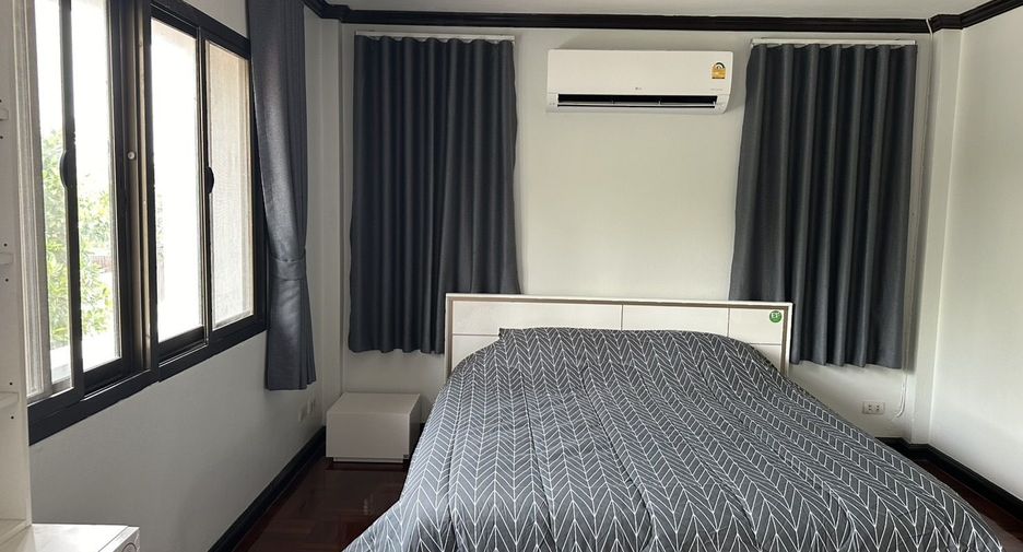 Haus zur Miete mit 3 Zimmer in Mueang Phuket, Phuket