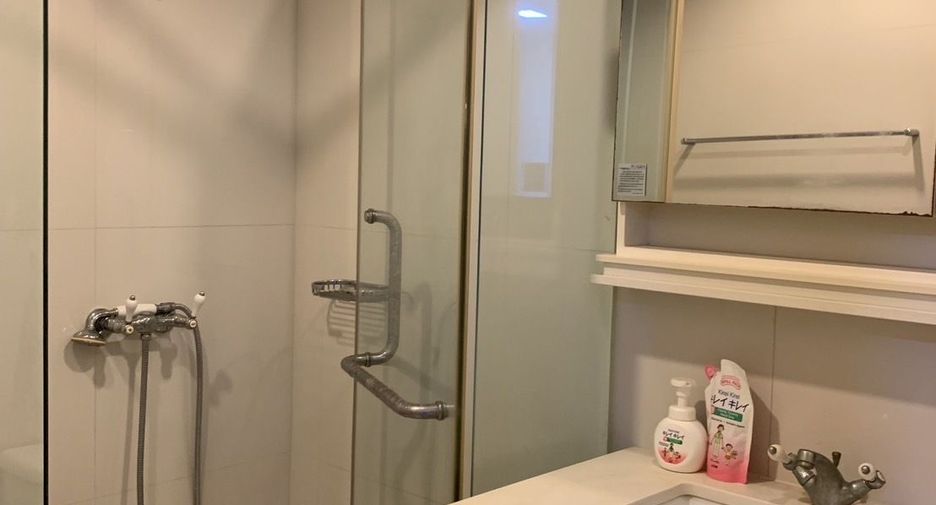 Продажа 2 спальни кондо в Патхум Щан, Бангкок