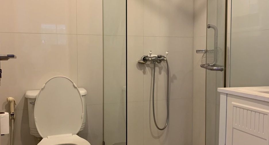 Продажа 2 спальни кондо в Патхум Щан, Бангкок