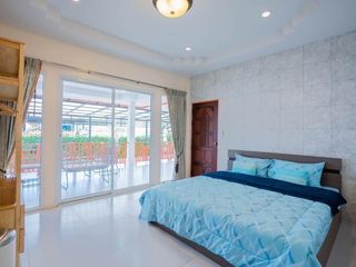 For rent 3 ベッドルーム villa in Cha Am, Phetchaburi