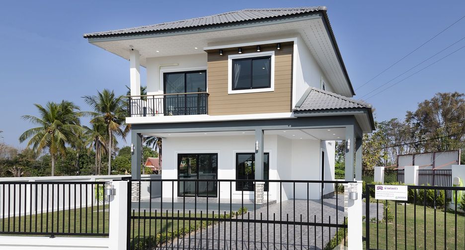 For sale 3 bedrooms villa in Mueang Phitsanulok, Phitsanulok