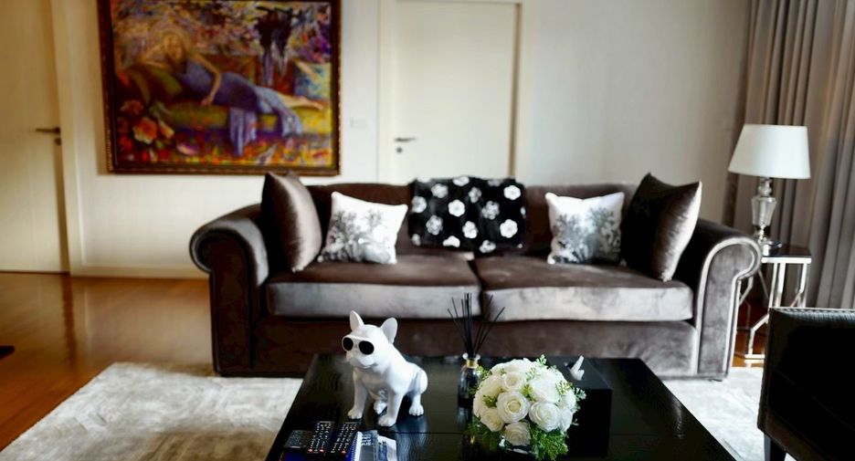 For sale 2 bedrooms condo in Watthana, Bangkok