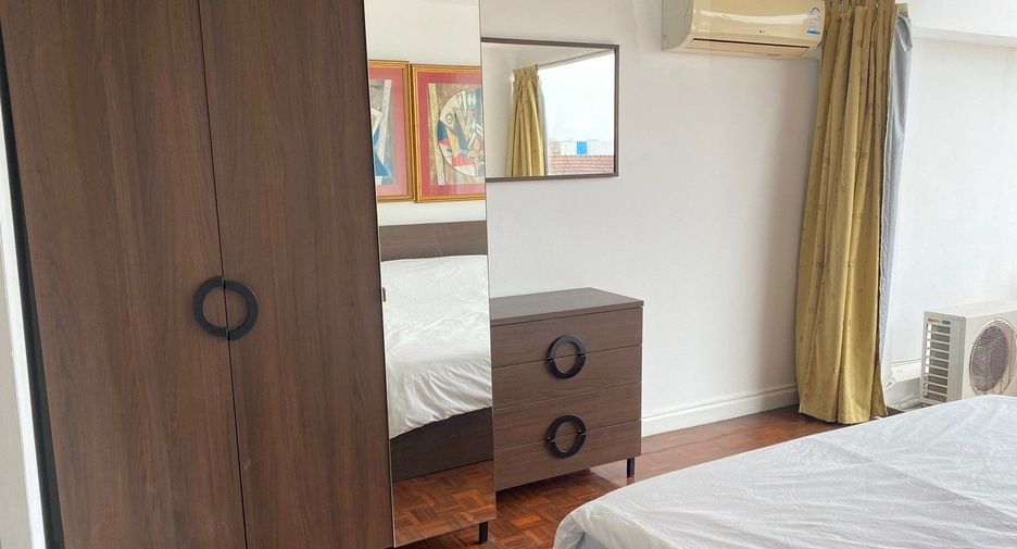 For rent 2 bedrooms condo in Bang Lamung, Chonburi
