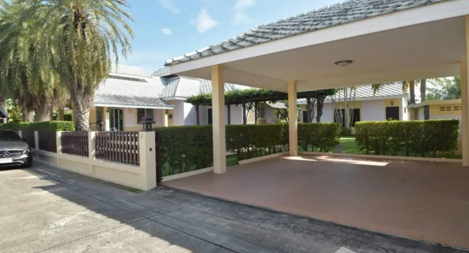 For rent 4 bedrooms villa in Hua Hin, Prachuap Khiri Khan