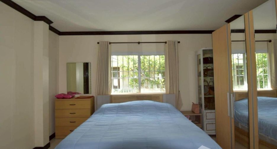 For rent 4 bedrooms villa in Hua Hin, Prachuap Khiri Khan