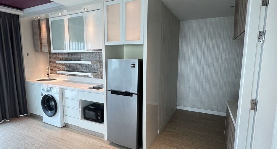 Wohnung zur Miete mit 1 Zimmer in Bang Lamung, Chonburi