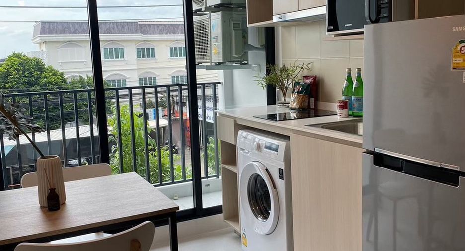 For sale 1 bed condo in Wang Thonglang, Bangkok