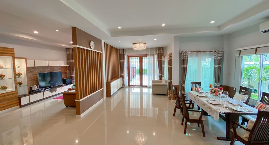 Villa zur Miete mit 4 Zimmer in Bang Lamung, Chonburi