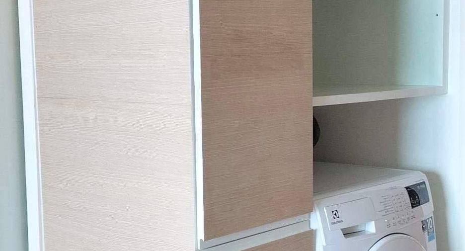 For sale 1 bed condo in Si Racha, Chonburi