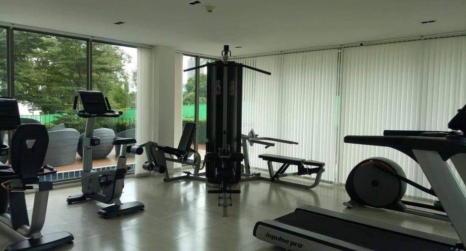 For sale 1 bed condo in Si Racha, Chonburi