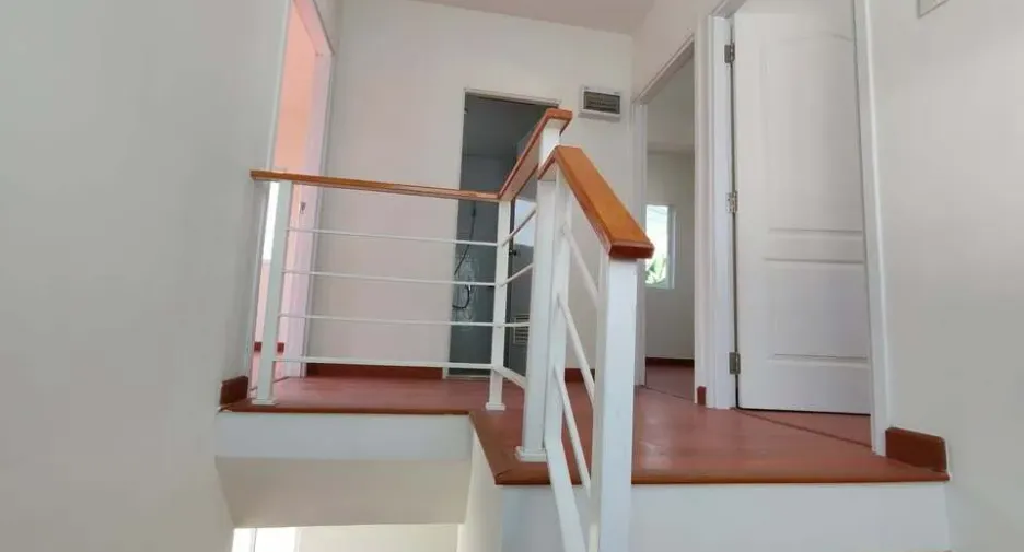 出售 3 卧室 独立屋 在 Bang Sao Thong, Samut Prakan