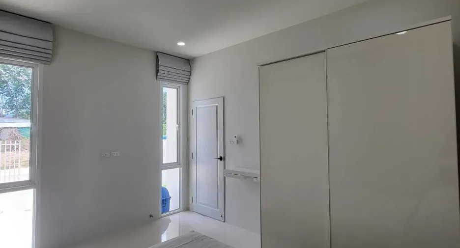 For rent 2 bedrooms townhouse in Thalang, Phuket