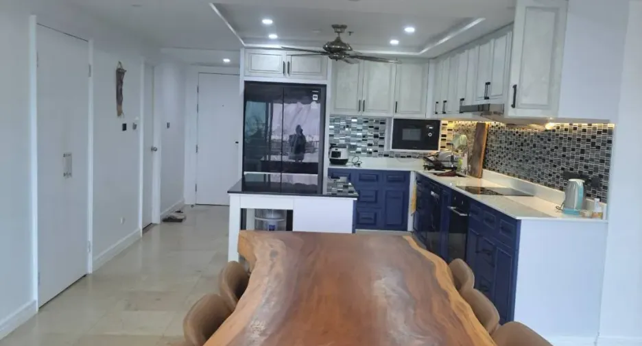 For rent 3 bedrooms condo in Mueang Phuket, Phuket