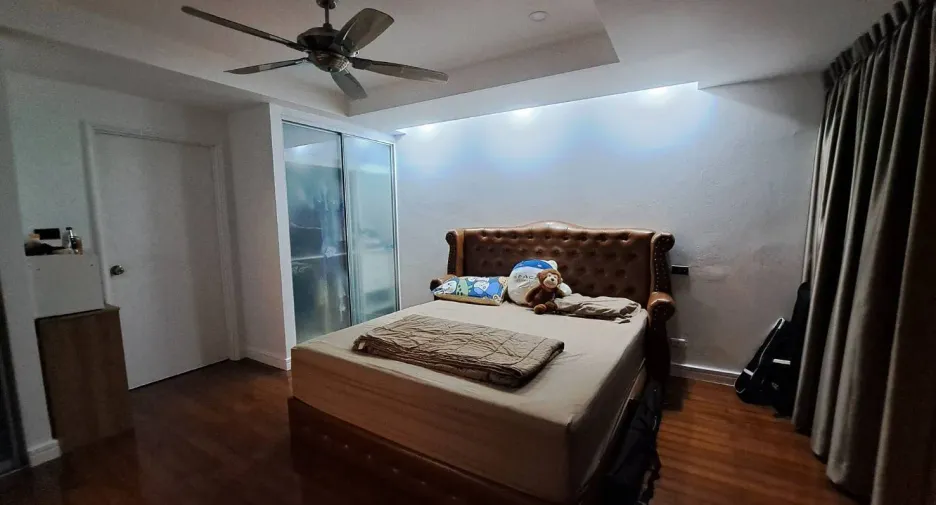 For rent 3 bedrooms condo in Mueang Phuket, Phuket