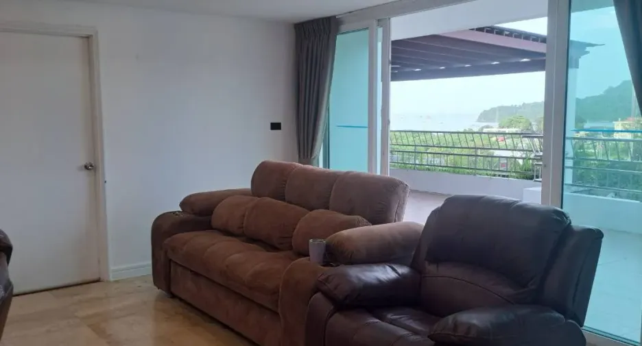 For rent 3 bedrooms condo in Mueang Phuket, Phuket