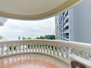 For rent 2 bedrooms condo in Bang Lamung, Chonburi