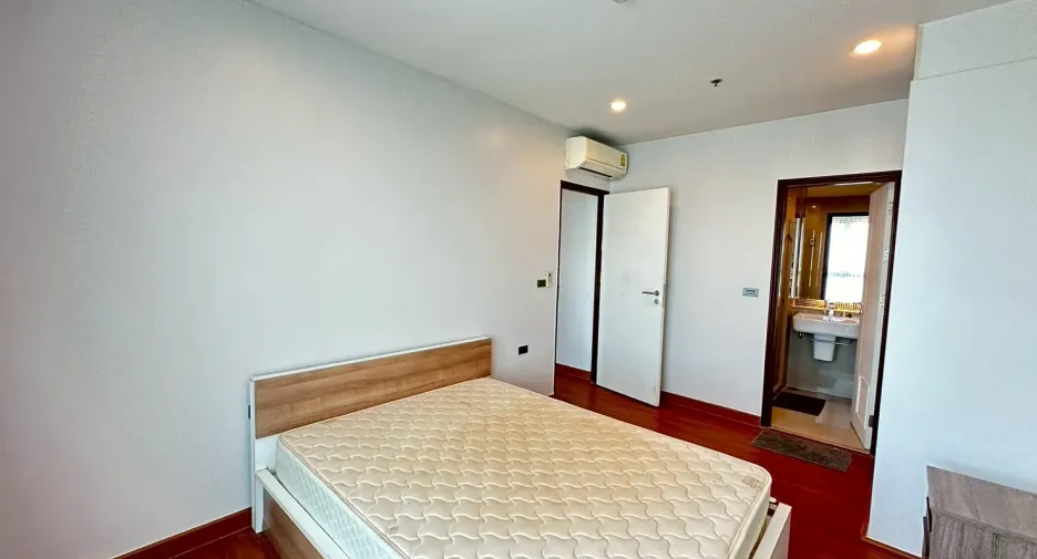 For sale 2 bedrooms condo in Hat Yai, Songkhla